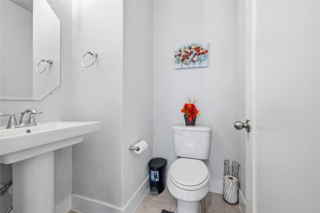 105 AUTUMN OAK WAY E, Georgetown, TX 78628