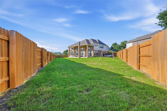 105 AUTUMN OAK WAY E, Georgetown, TX 78628