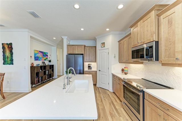 9920 CRYSTAL ISLE CIRCLE, Sarasota, FL 34241