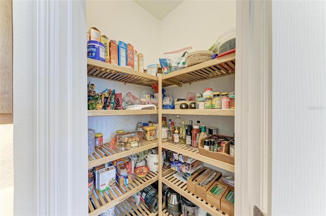 9920 CRYSTAL ISLE CIRCLE, Sarasota, FL 34241