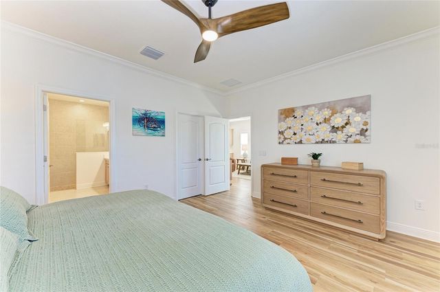 9920 CRYSTAL ISLE CIRCLE, Sarasota, FL 34241