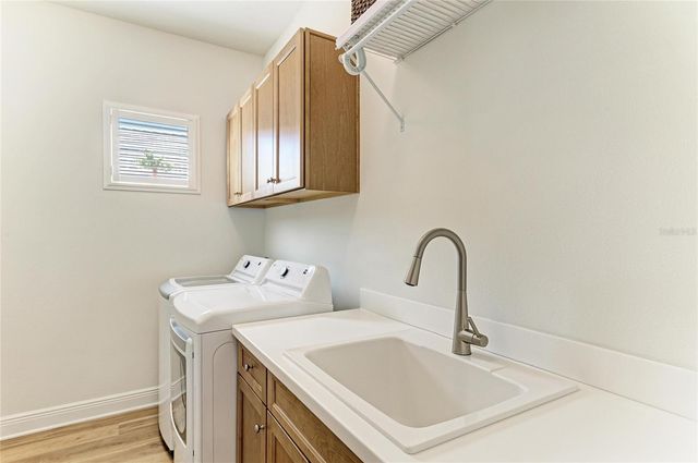 9920 CRYSTAL ISLE CIRCLE, Sarasota, FL 34241