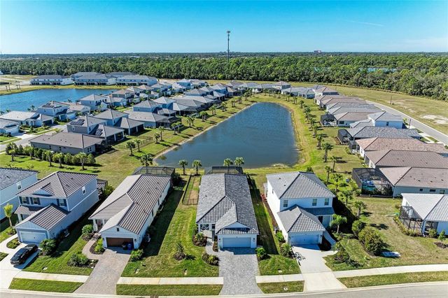 9920 CRYSTAL ISLE CIRCLE, Sarasota, FL 34241