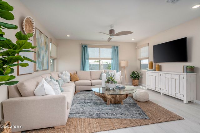 4933 W CHERYL Drive, Glendale, AZ 85302