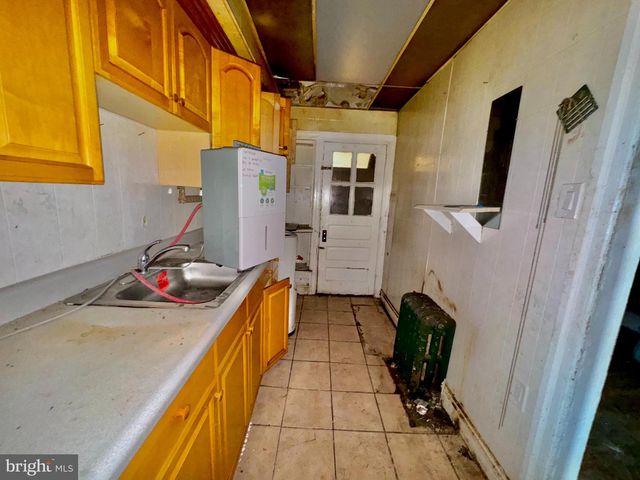 512 S YEWDALL ST, Philadelphia, PA 19143