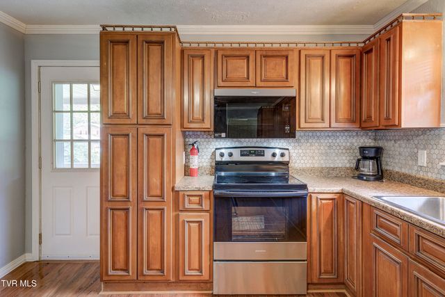 118 Hilbert Circle, Jonesborough, TN 37659