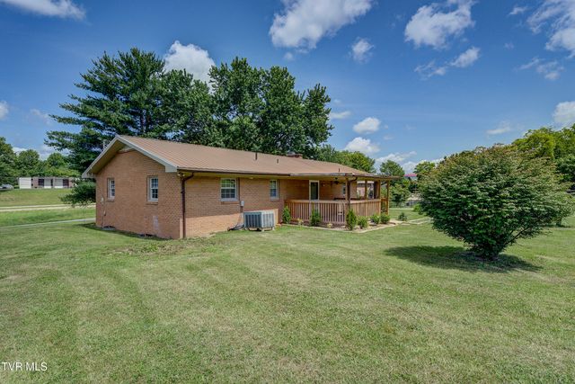 118 Hilbert Circle, Jonesborough, TN 37659