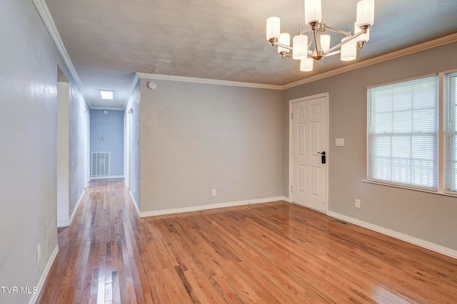 118 Hilbert Circle, Jonesborough, TN 37659