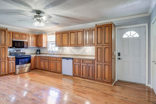 118 Hilbert Circle, Jonesborough, TN 37659