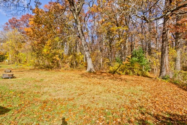 267 Rowley St, Agawam, MA 01001