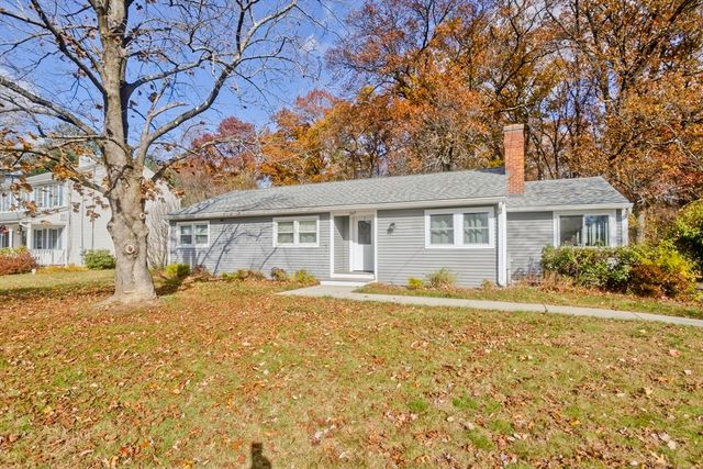 267 Rowley St, Agawam, MA 01001