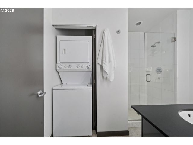 1030 Nw 12TH Ave 330, Portland, OR 97209