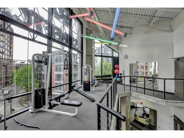 1030 Nw 12TH Ave 330, Portland, OR 97209