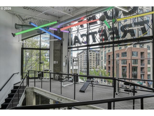 1030 Nw 12TH Ave 330, Portland, OR 97209