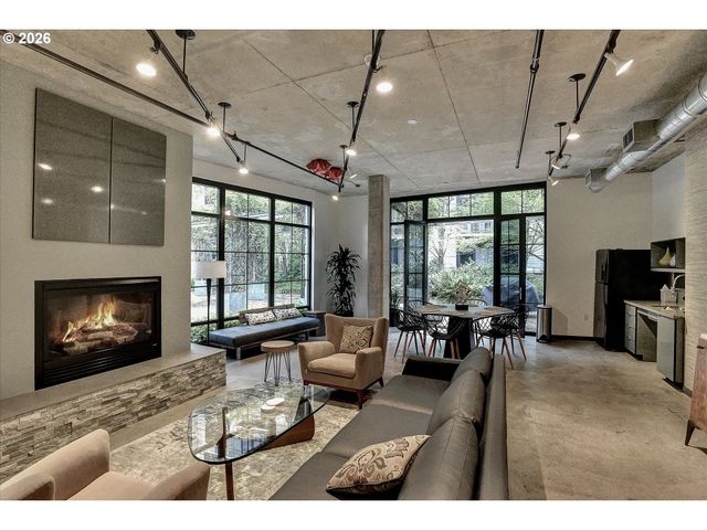 1030 Nw 12TH Ave 330, Portland, OR 97209