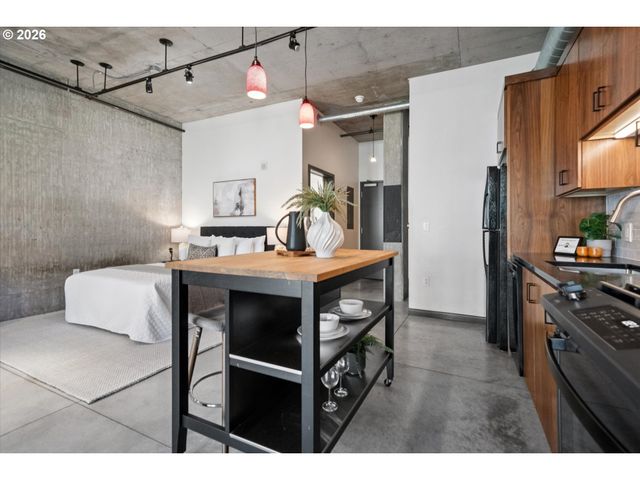 1030 Nw 12TH Ave 330, Portland, OR 97209