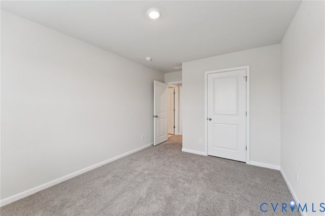 3800 Crow's Nest Ct, Hopewell, VA 23860