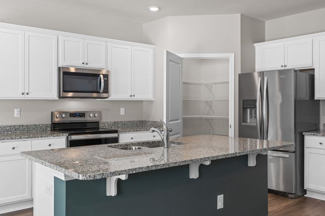 124 Cassina Dr., Longs, SC 29568