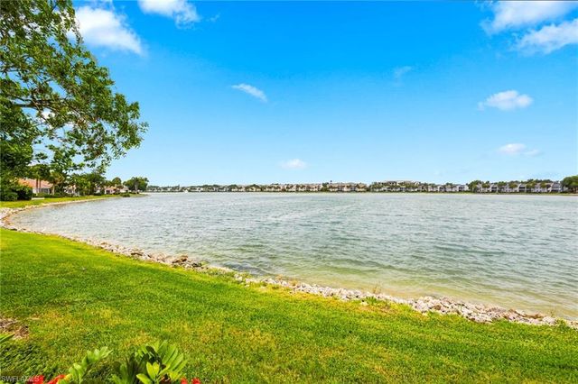 2604 Sailors WAY 120, Naples, FL 34109