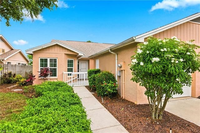 2604 Sailors WAY 120, Naples, FL 34109