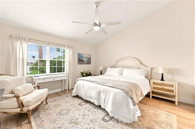 2604 Sailors WAY 120, Naples, FL 34109