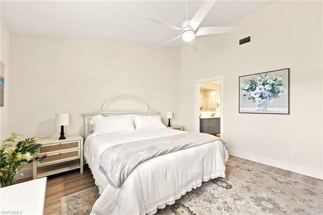 2604 Sailors WAY 120, Naples, FL 34109