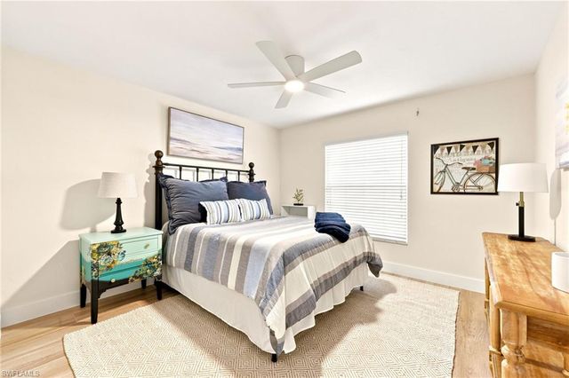 2604 Sailors WAY 120, Naples, FL 34109