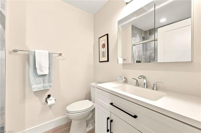 2604 Sailors WAY 120, Naples, FL 34109
