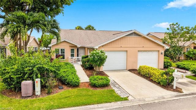2604 Sailors WAY 120, Naples, FL 34109