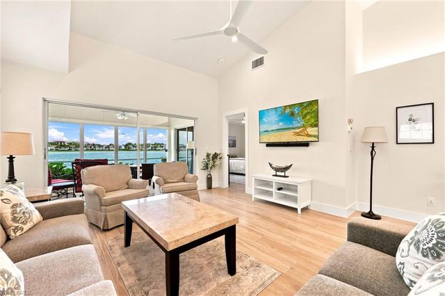 2604 Sailors WAY 120, Naples, FL 34109