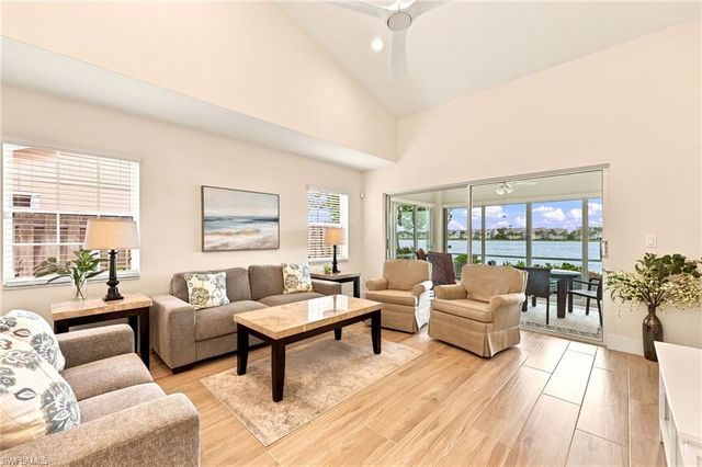 2604 Sailors WAY 120, Naples, FL 34109