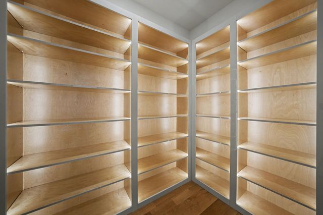 9457 Waterview Road, Dallas, TX 75218