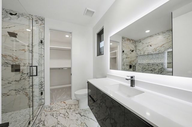 9457 Waterview Road, Dallas, TX 75218