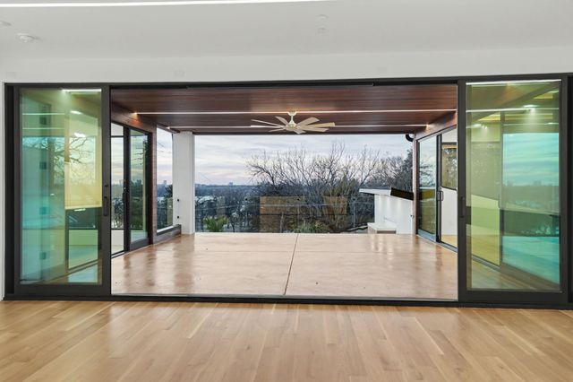 9457 Waterview Road, Dallas, TX 75218