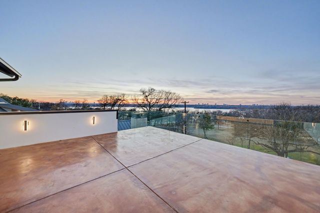 9457 Waterview Road, Dallas, TX 75218