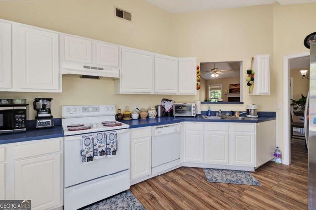 547 Hickeria Way, Winder, GA 30680