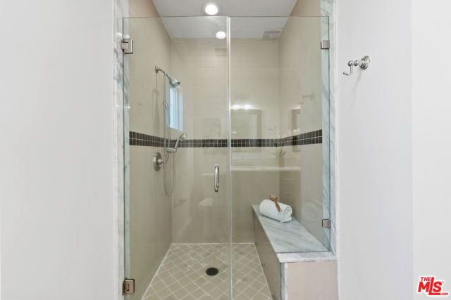 1114 S La Peer Drive, Los Angeles, CA 90035