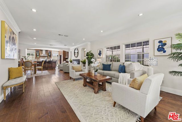 1114 S La Peer Drive, Los Angeles, CA 90035