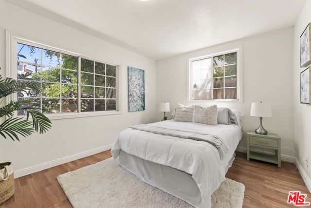 1114 S La Peer Drive, Los Angeles, CA 90035