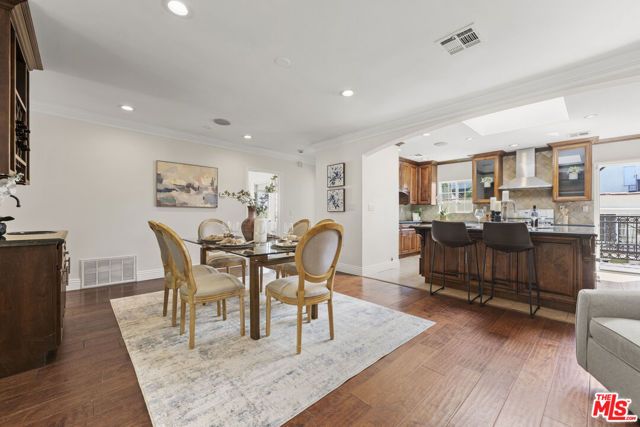 1114 S La Peer Drive, Los Angeles, CA 90035