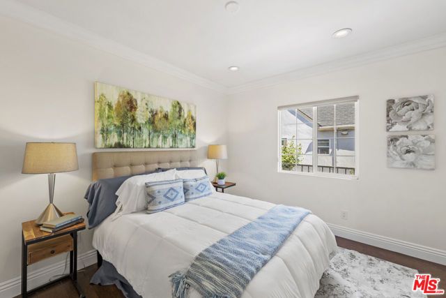 1114 S La Peer Drive, Los Angeles, CA 90035