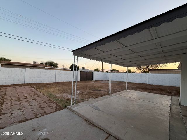 3749 W OSBORN Road, Phoenix, AZ 85019