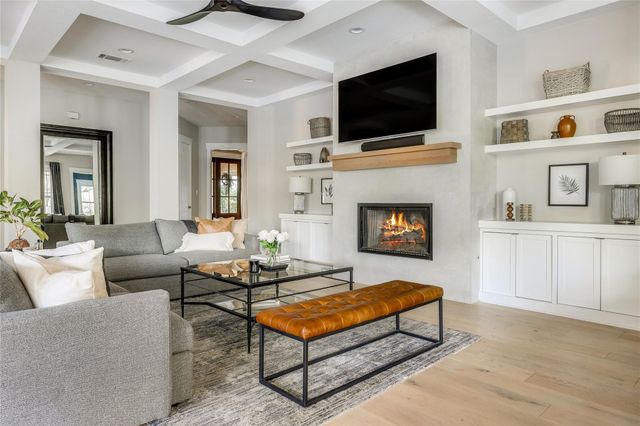 2718 Grand Oaks LOOP, Cedar Park, TX 78613