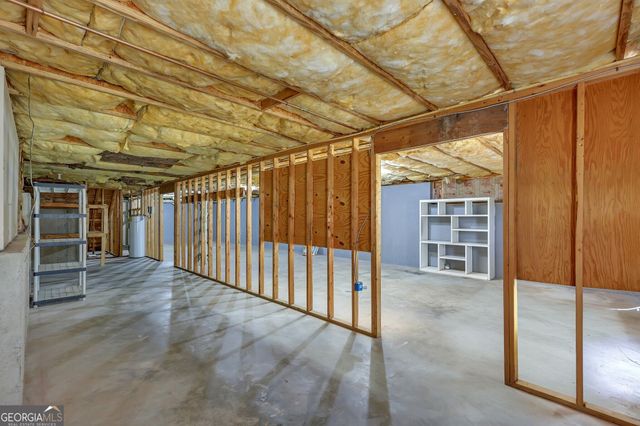 4345 Lexington Ridge Drive, Loganville, GA 30052