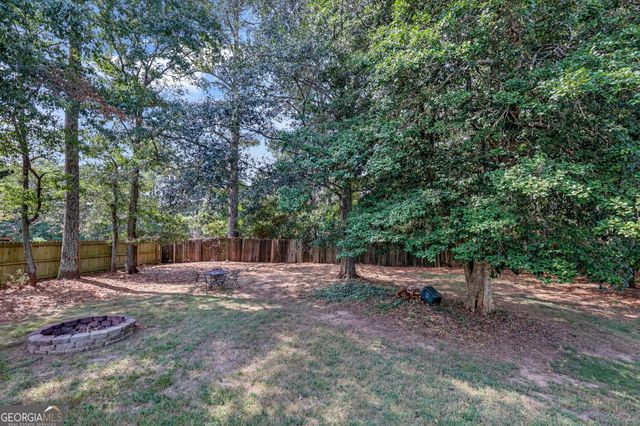 4345 Lexington Ridge Drive, Loganville, GA 30052