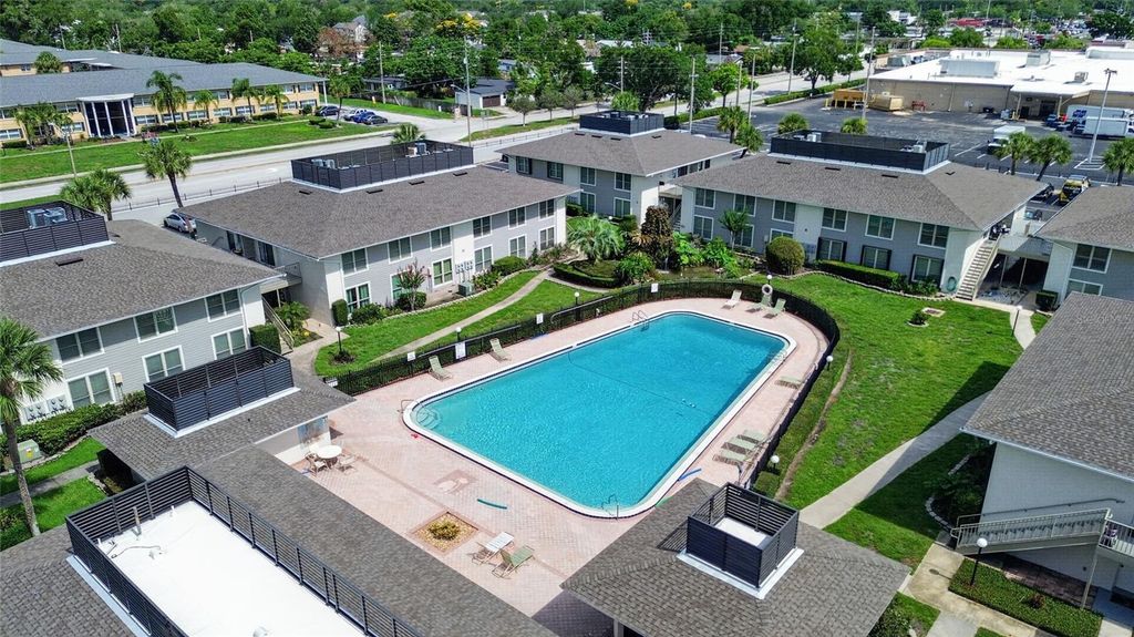 Image 19 of property listing at 1935 CONWAY ROAD L5, Orlando, FL 32812