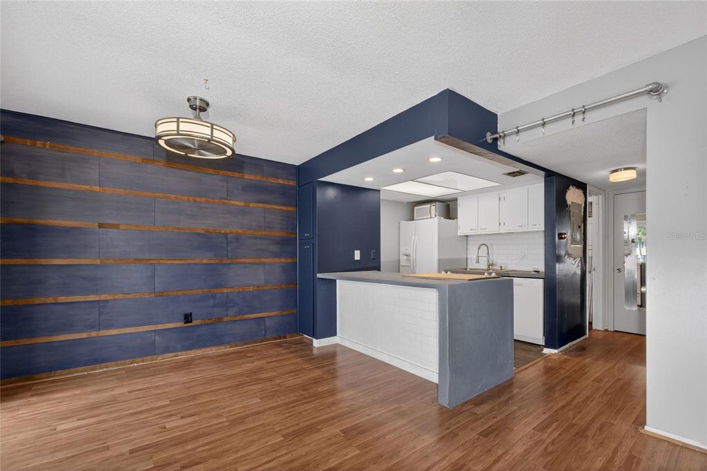 Image 8 of property listing at 1935 CONWAY ROAD L5, Orlando, FL 32812