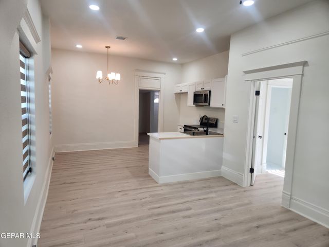 1312 WYOMING Avenue, El Paso, TX 79902