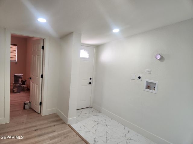 1312 WYOMING Avenue, El Paso, TX 79902