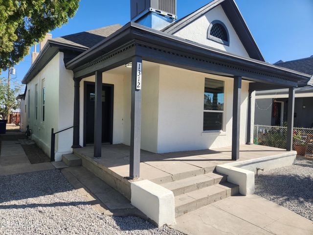 1312 WYOMING Avenue, El Paso, TX 79902